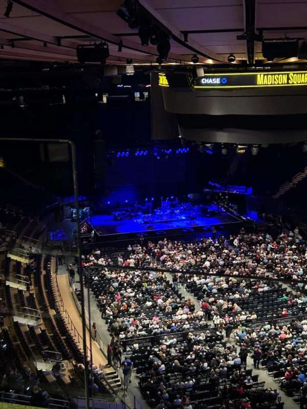 Madison Square Garden, section: 302, row: 2, seat: 13