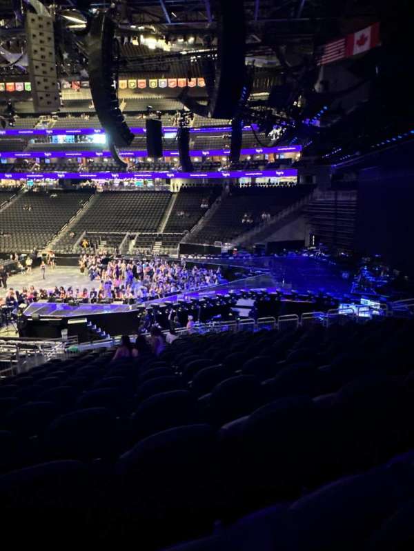 Climate Pledge Arena, section: 11, row: U, seat: 18