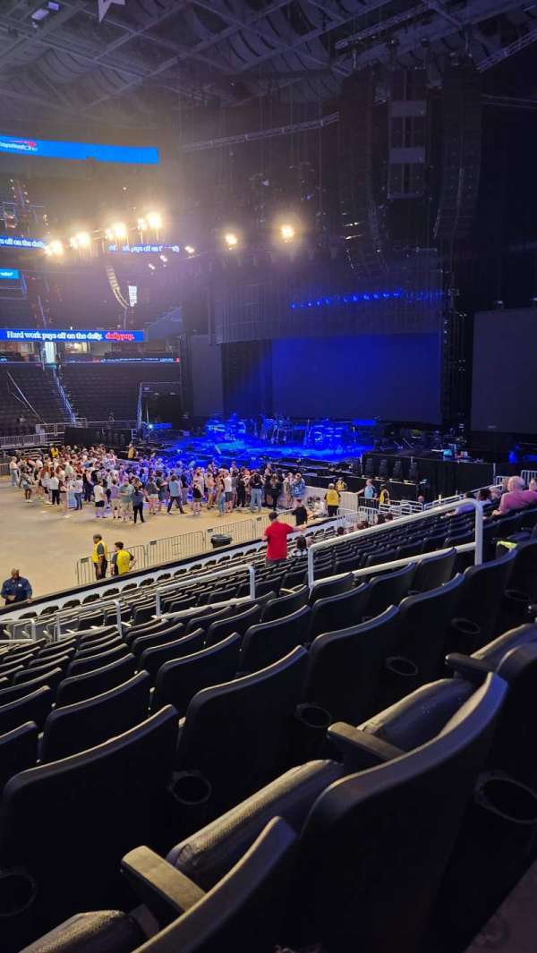 Capital One Arena, section: 111, row: R, seat: 13