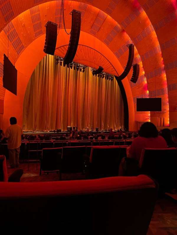 Radio City Music Hall, section: Orchestra 7, row: C, seat: 702