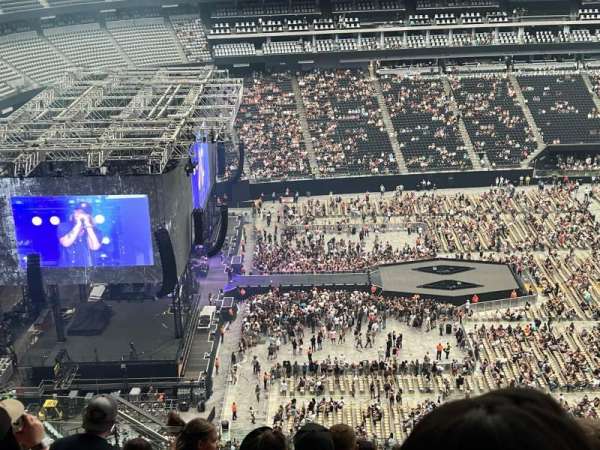 Allegiant Stadium, section: 415, row: 11, seat: 16