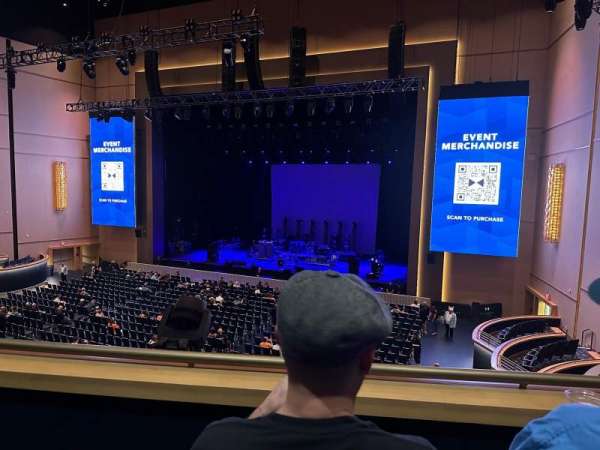 BleauLive Theater, section: 303, row: B, seat: 15