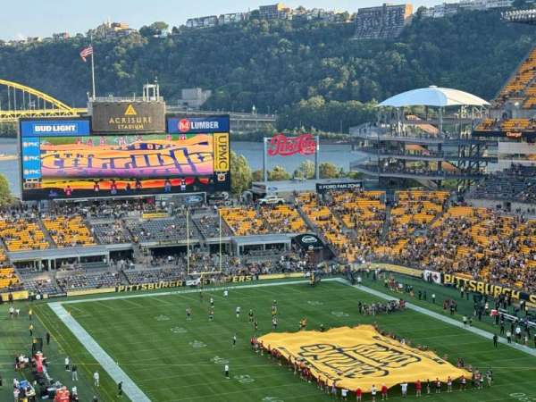 Acrisure Stadium, section: 519, row: T, seat: 20