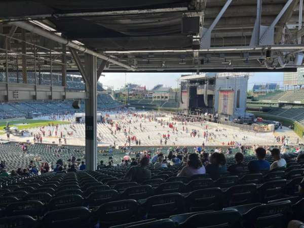 Wrigley Field, section: 230, row: 26, seat: 3