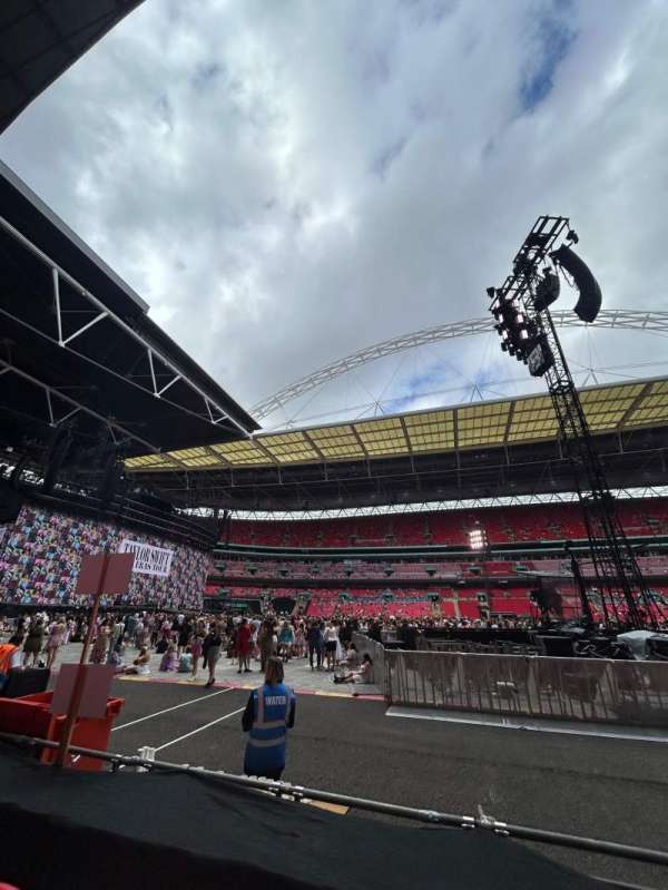 Wembley Stadium, section: 124, row: 4, seat: 29