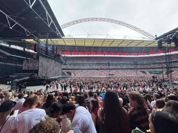 Wembley Stadium, section: 126, row: 18, seat: 87