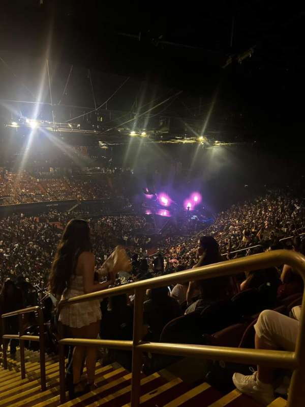 Kia Forum, section: 205, row: 14, seat: 18