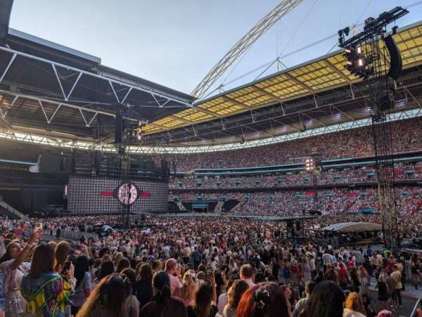 Wembley Stadium, section: 120, row: 16, seat: 244