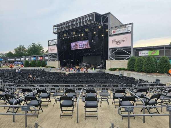 Brandon Amphitheater, section: 201, row: A, seat: 18