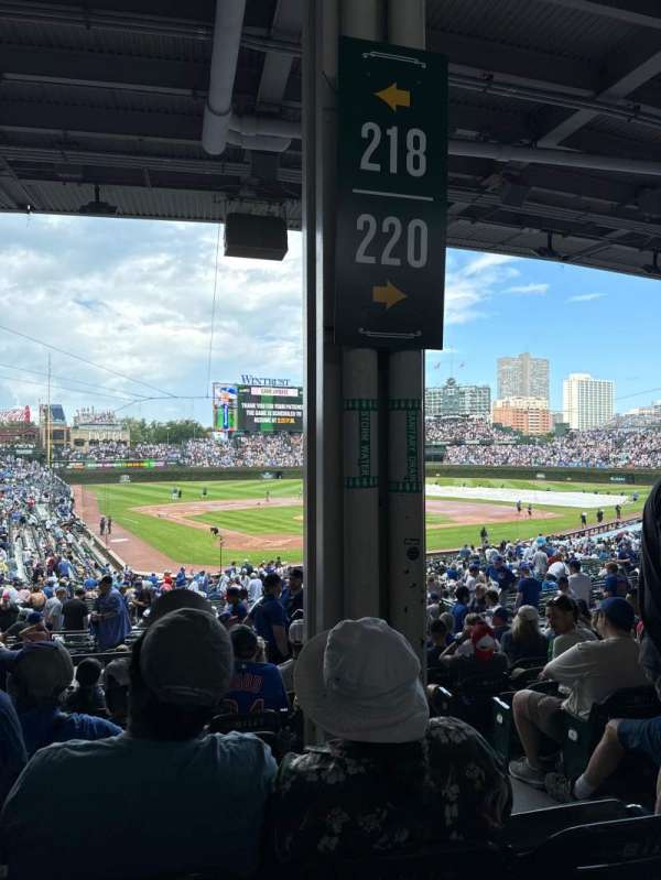 Wrigley Field, section: 218, row: 10, seat: 21