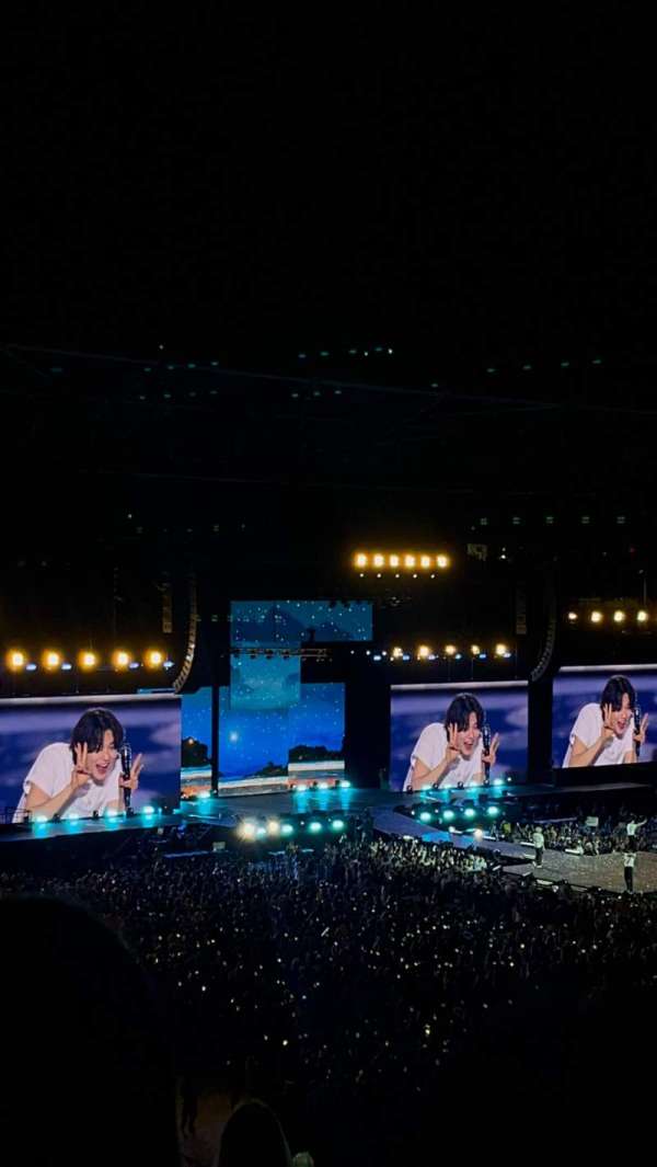 BMO Stadium, section: 229, row: F, seat: 13