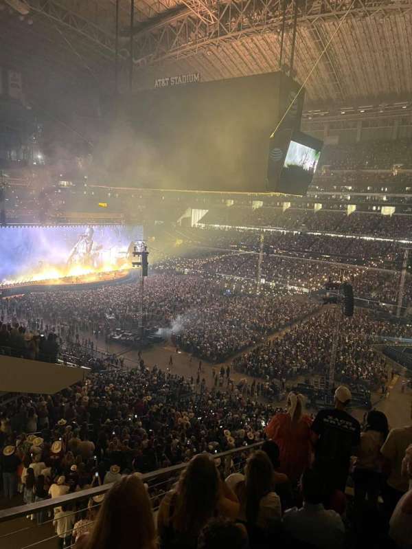 AT&T Stadium, section: 330, row: 17, seat: 16