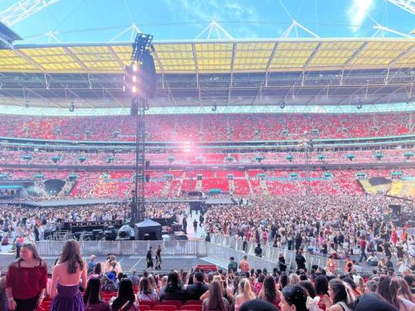 Wembley Stadium, section: 122, row: 23, seat: 317