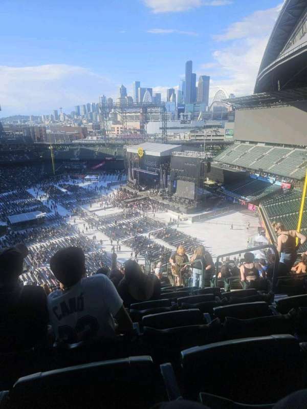 T-Mobile Park, section: 316, row: 20, seat: 3