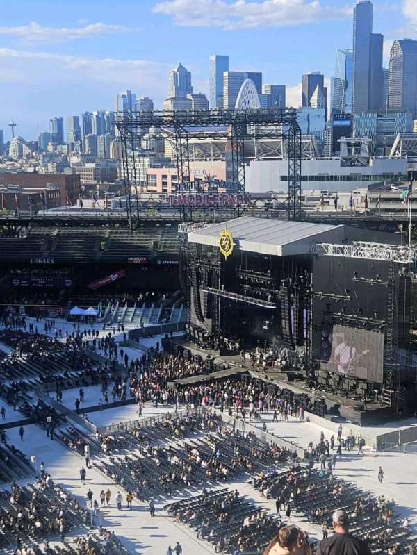 T-Mobile Park, section: 316, row: 20, seat: 3