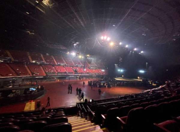 Kia Forum, section: 107, row: 9, seat: 11