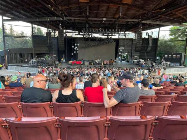 Alpine Valley Music Theatre, section: 202, row: RR, seat: 136