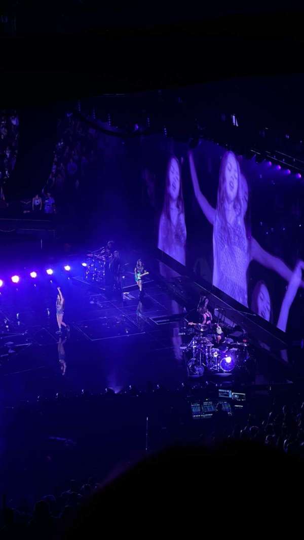 Kia Forum, section: 210, row: 23, seat: 10