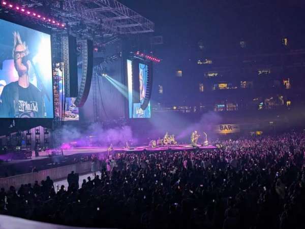 Rogers centre, section: 140, row: 23, seat: 3
