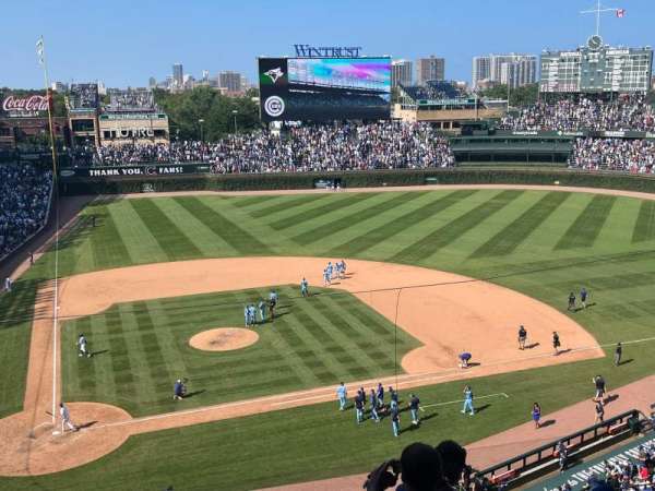 Wrigley Field, section: 322R, row: 8, seat: 6