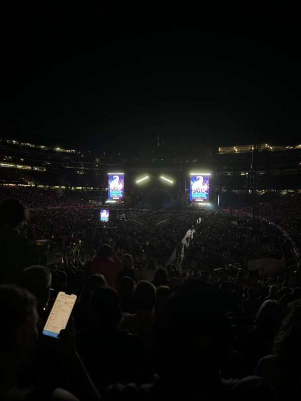 Gillette Stadium, section: 140, row: 28, seat: 24