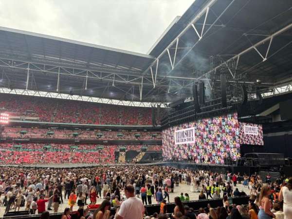 Wembley Stadium, section: 142, row: 16, seat: 257