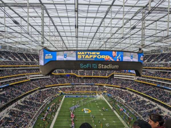 SoFi Stadium, section: 428, row: 3, seat: 4