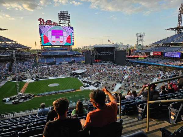 Citizens Bank Park, section: 217, row: 9, seat: 2