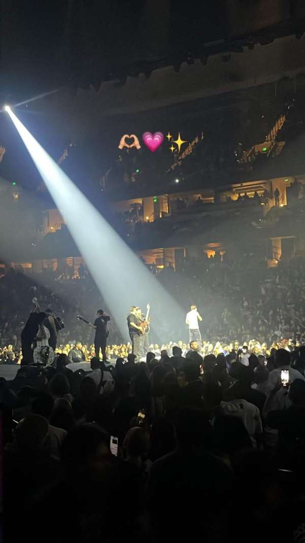 Honda Center, section: 208, row: B, seat: 4