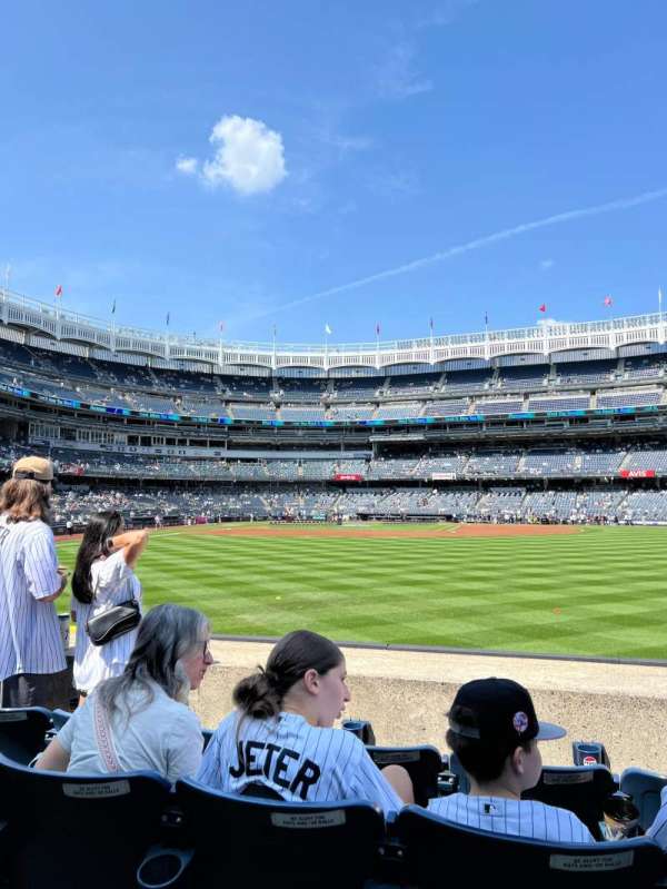 Yankee Stadium, section: 104, row: 4, seat: 10