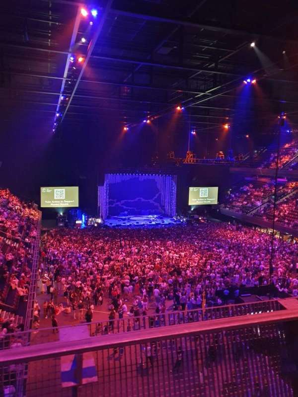 Ziggo Dome, section: 209, row: 2, seat: 274