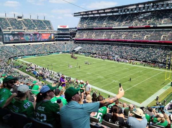 Lincoln Financial Field, section: C6, row: 16, seat: 16