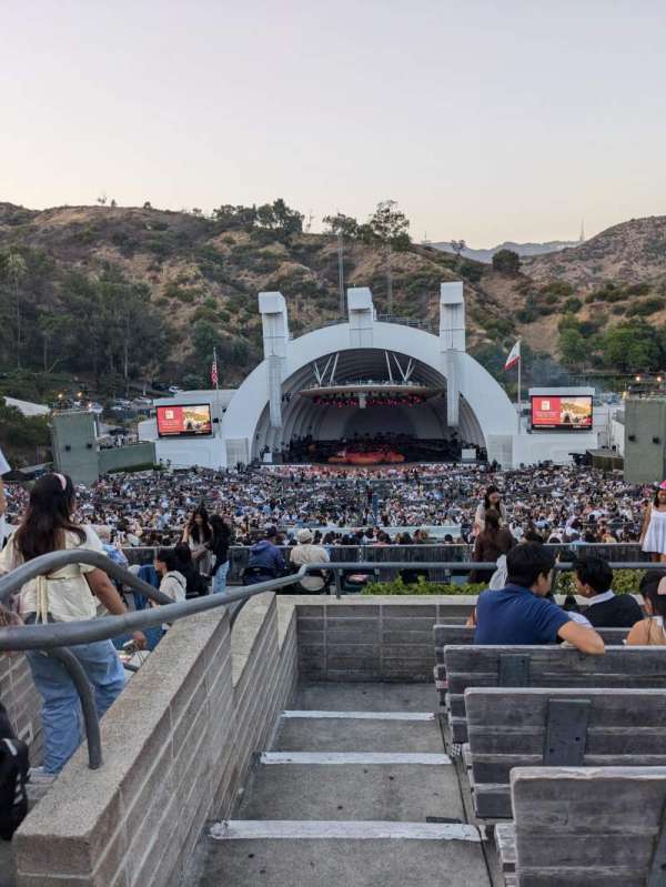 Hollywood Bowl, section: m2, row: 6, seat: 120