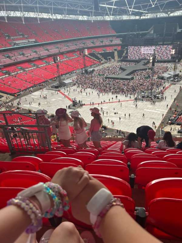 Wembley Stadium, section: 510, row: 18, seat: 283