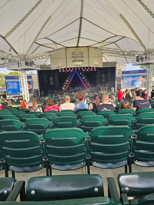 Cynthia Woods Mitchell Pavilion, section: 107, row: Q, seat: 32