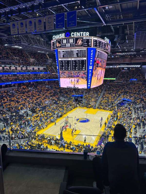 Chase Center, section: 211, row: 3, seat: 16