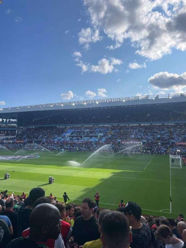 Villa park, section: Q2, row: U, seat: 1