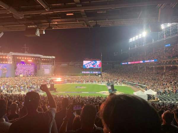 Wrigley Field, section: 213, row: 10, seat: 20