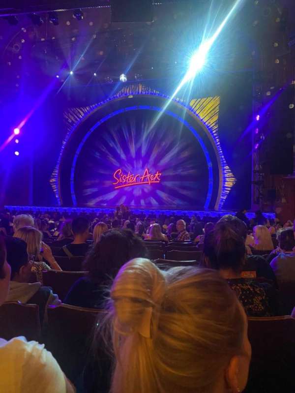 Dominion Theatre, section: Stalls, row: R, seat: 12