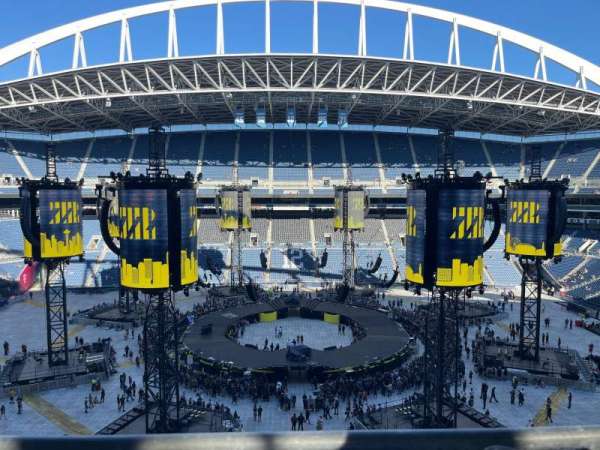 Lumen Field, section: 335, row: A, seat: 16