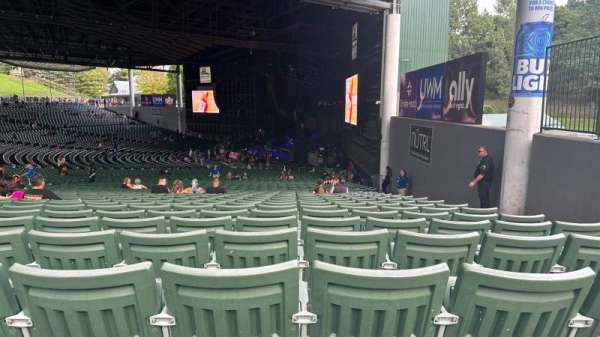 Pine Knob Music Theatre, section: RT11, row: UU, seat: 4