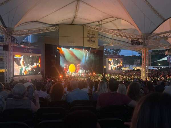 Cynthia Woods Mitchell Pavilion, section: 105, row: R, seat: 17-18