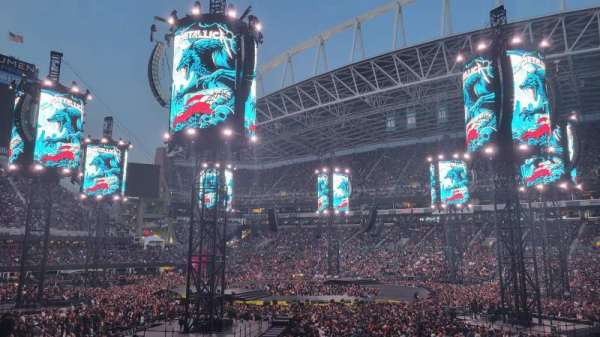 Lumen Field, section: 132, row: W, seat: 1