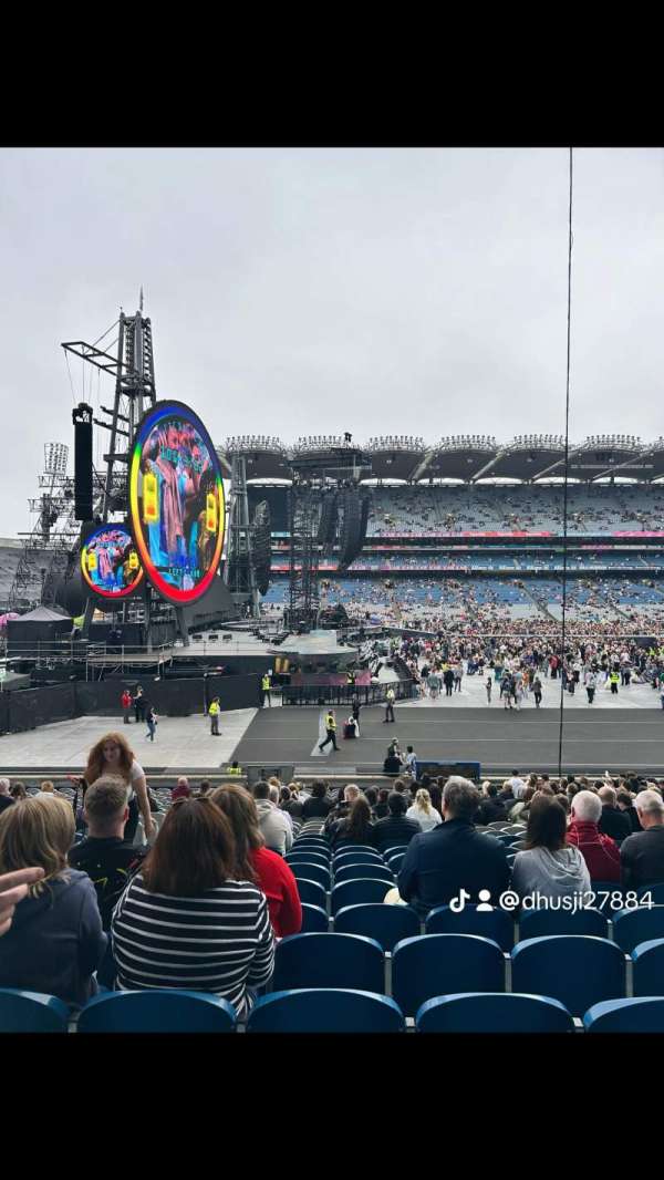 Croke Park, section: 335, row: EE, seat: 17