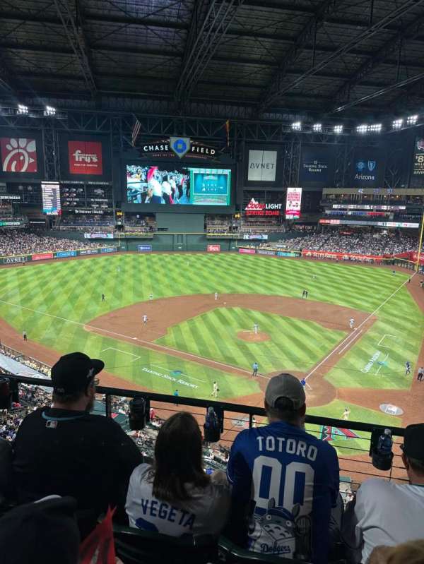 Chase Field, section: 318, row: 3, seat: 8