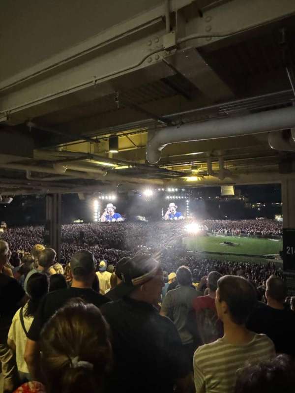 Wrigley Field, section: 212