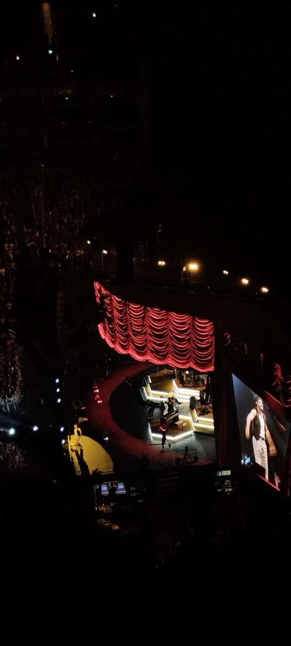 The O2, London, section: 422, row: Q, seat: 965