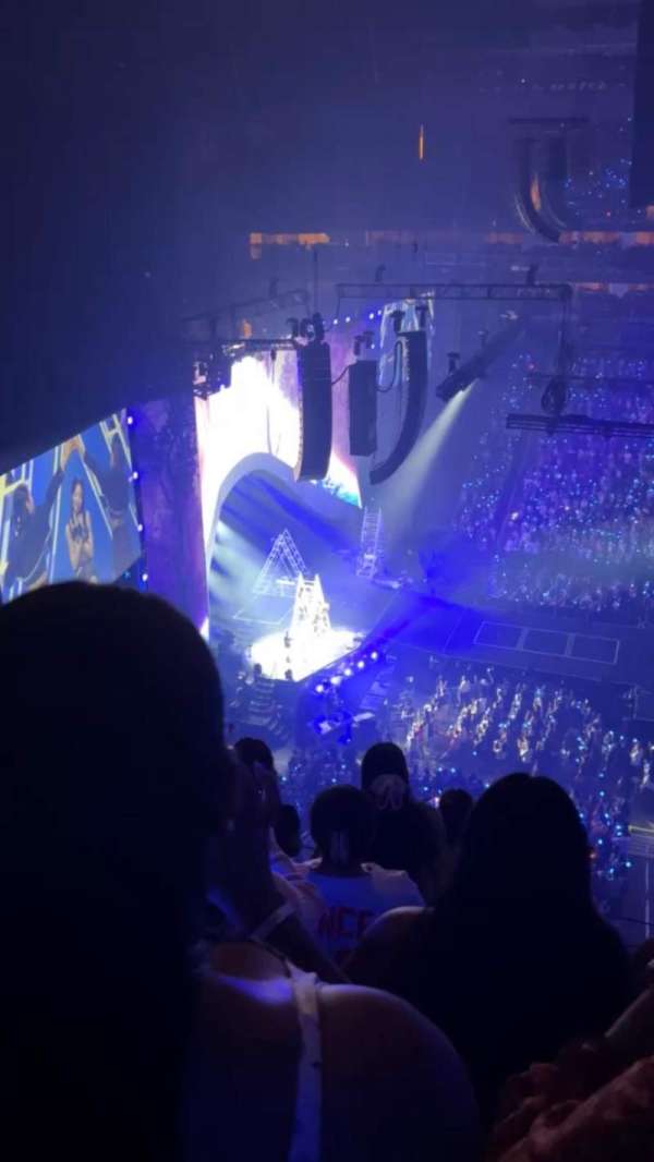 Toyota Center, section: 427, row: 6, seat: 15