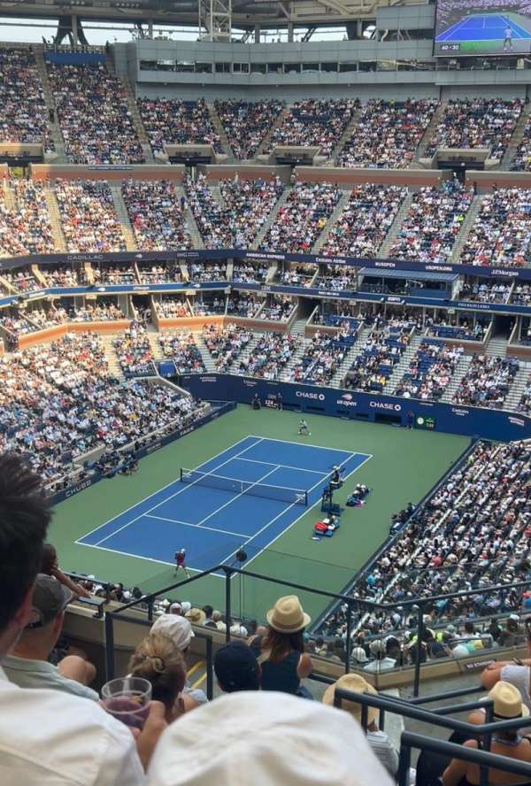 Arthur Ashe Stadium, section: 324, row: H, seat: 7