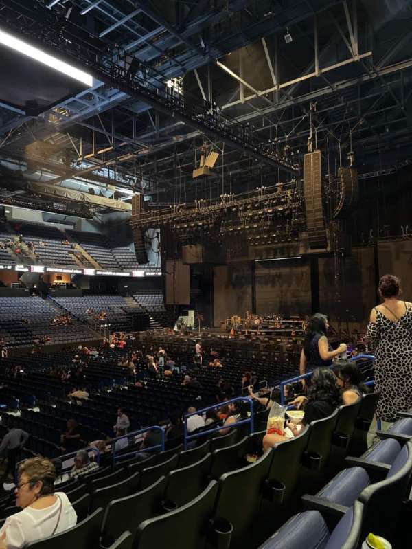 Toyota Arena, section: 105, row: L, seat: 9